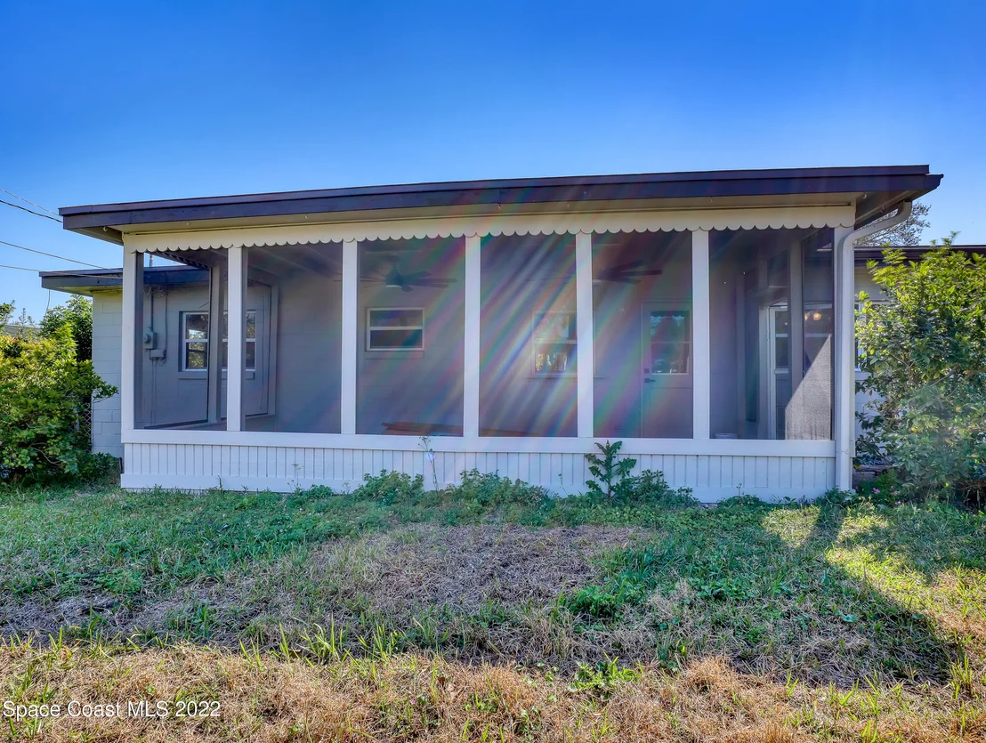 Photo of 800 Forest Road