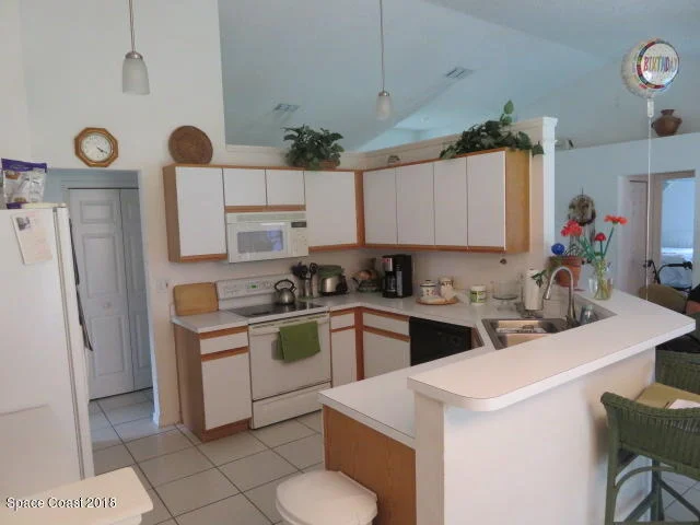 Photo of 5250 Fay Boulevard
