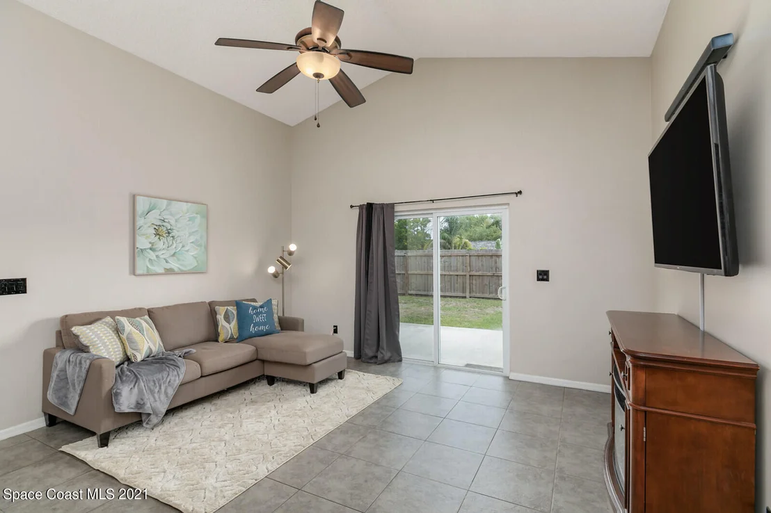 Photo of 1011 Sabal Grove Drive