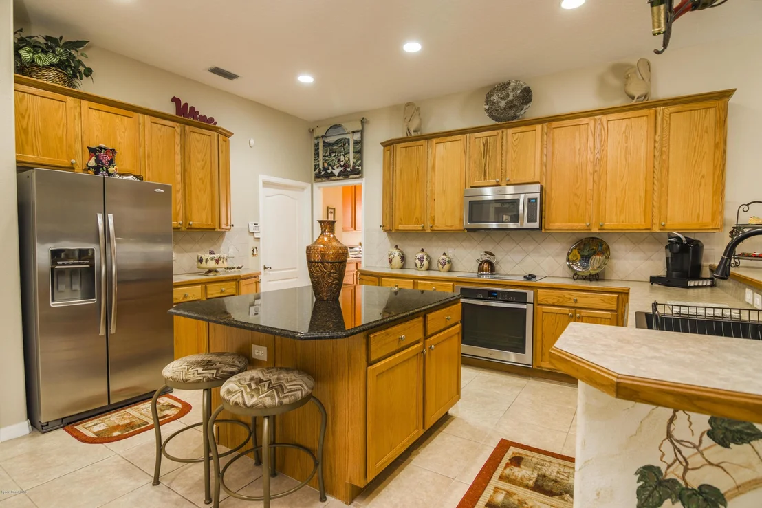 Photo of 3626 Peninsula Circle