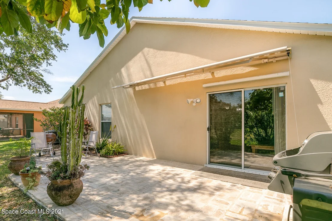 Photo of 8595 Eola Court