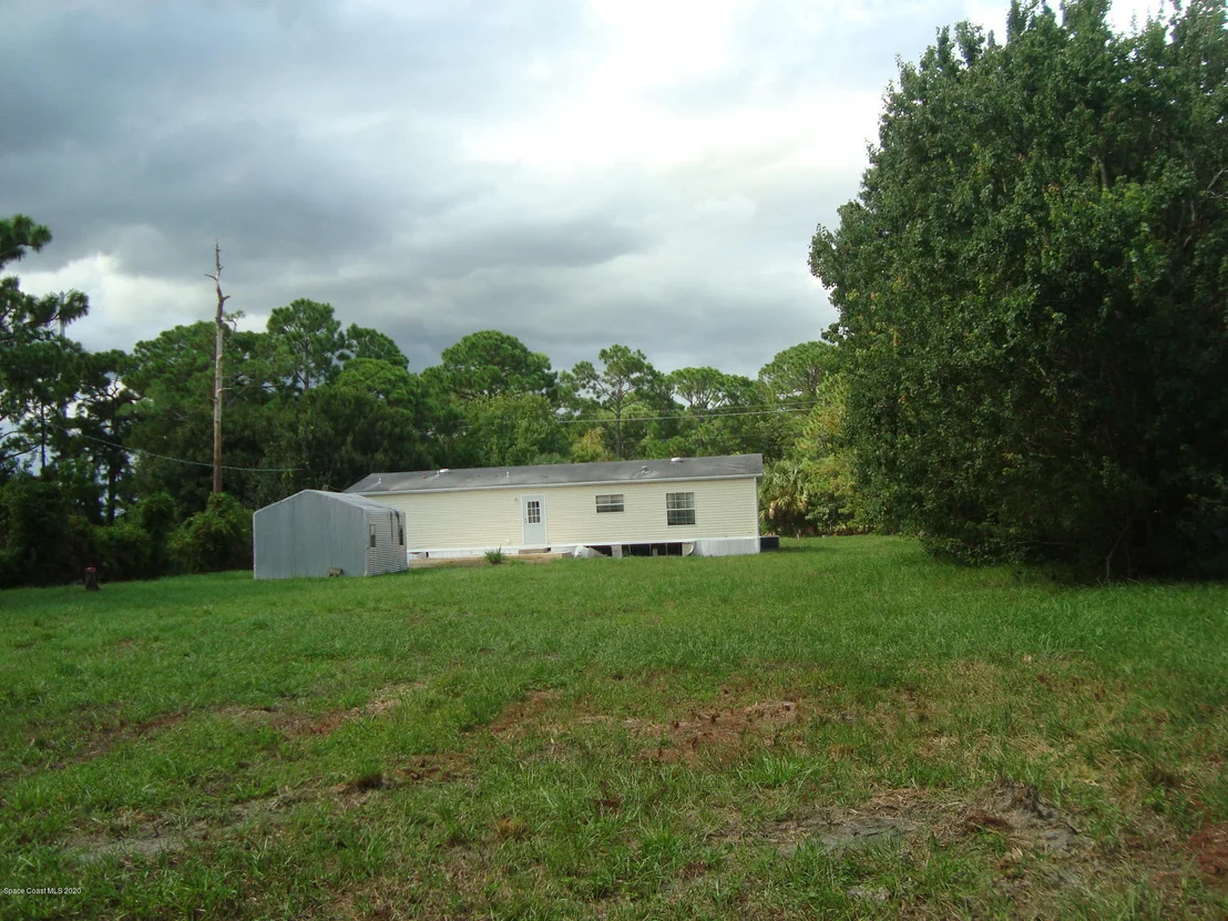 Photo of 665 Camp Road