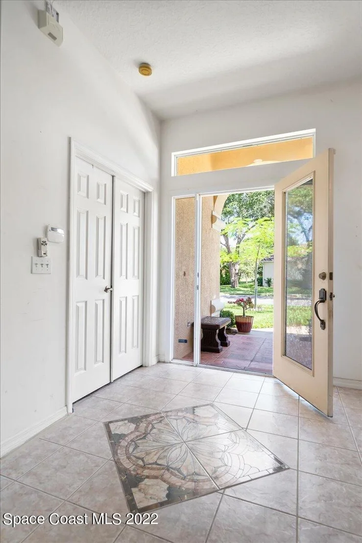 Photo of 1010 Spring Oak Drive