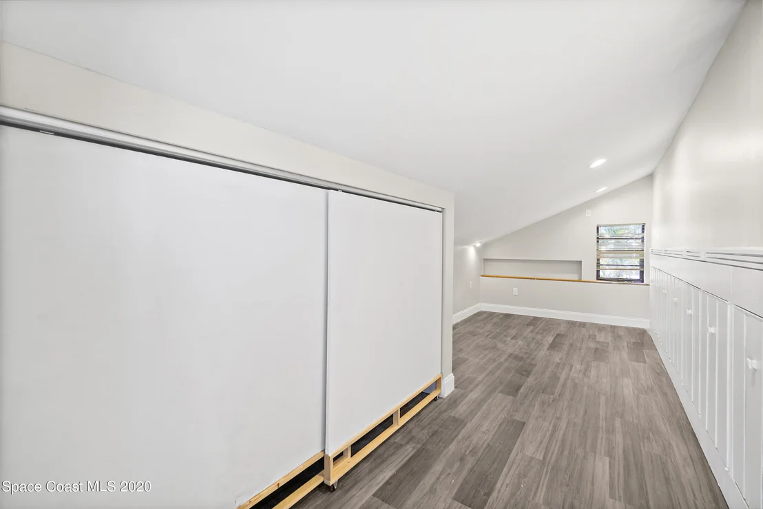 Photo of 473 Willow Tree Drive
