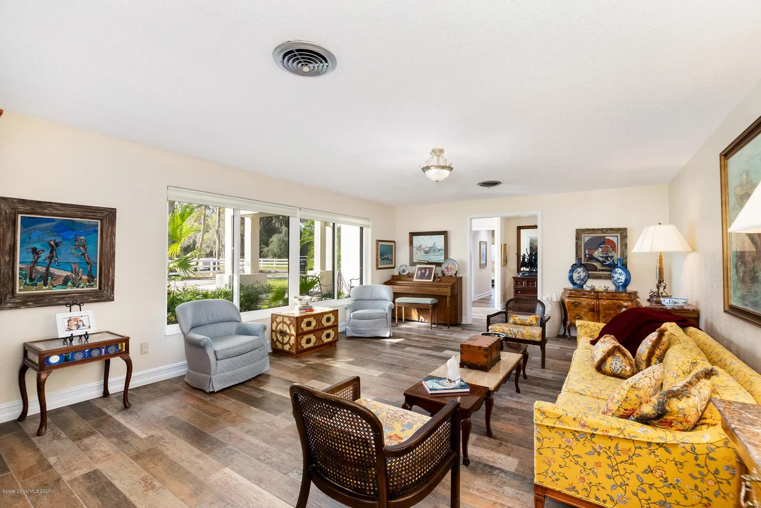 Photo of 2885 Turtle Mound Road