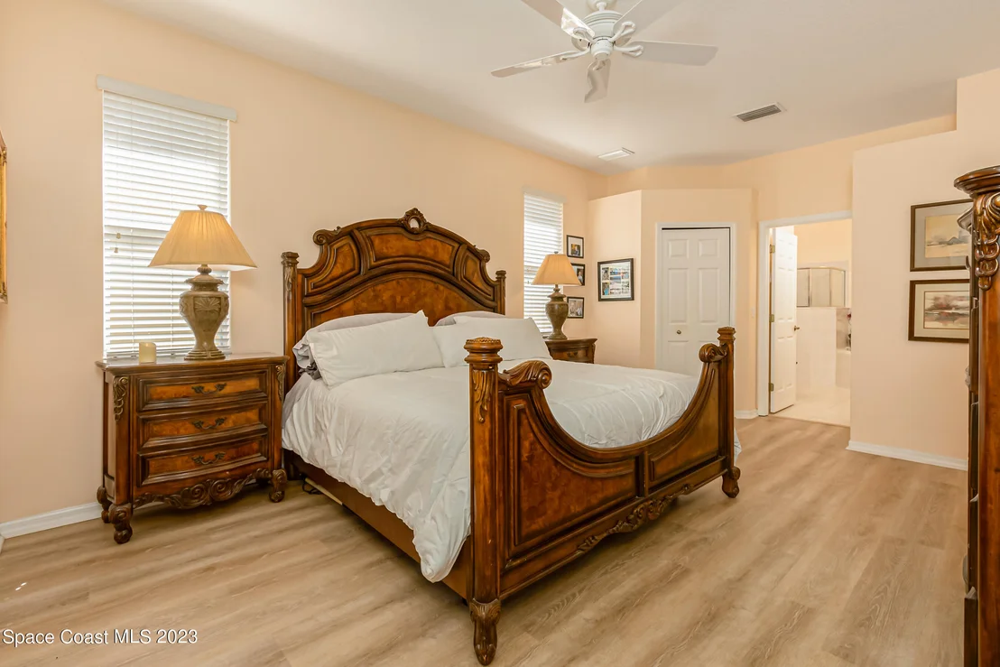 Photo of 4481 Portage Trail
