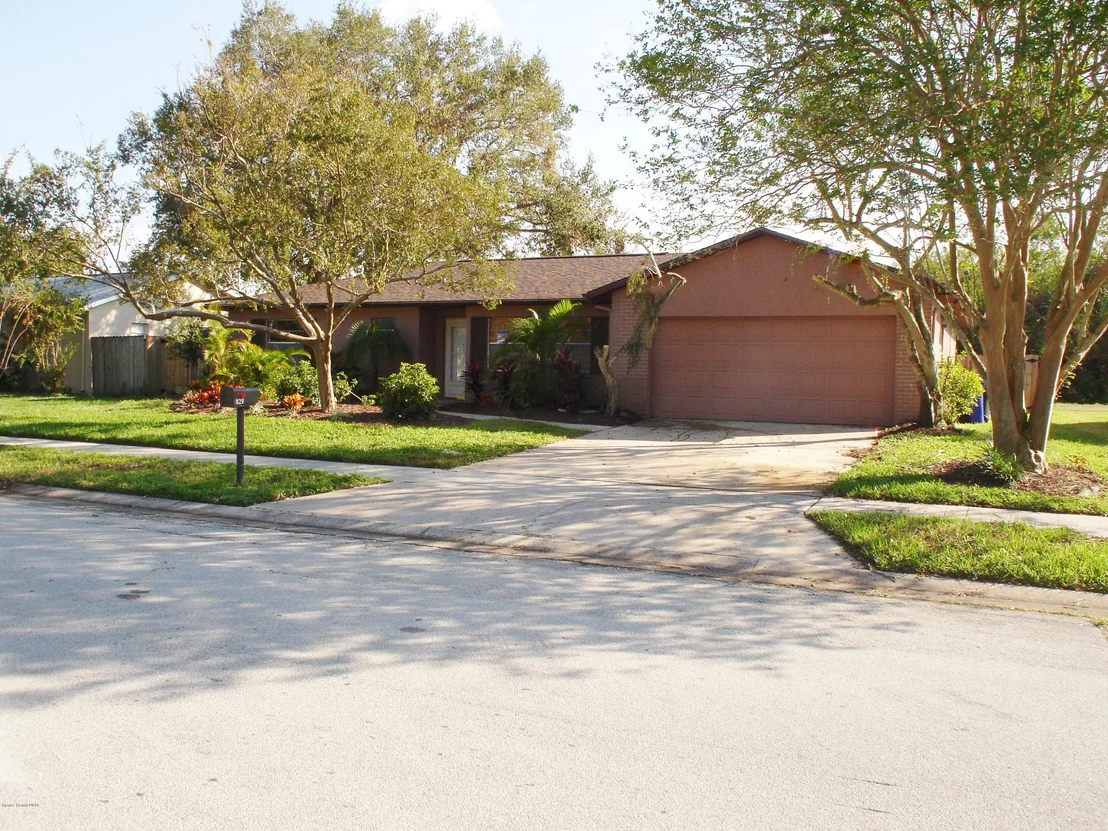 Photo of 829 Westport Drive