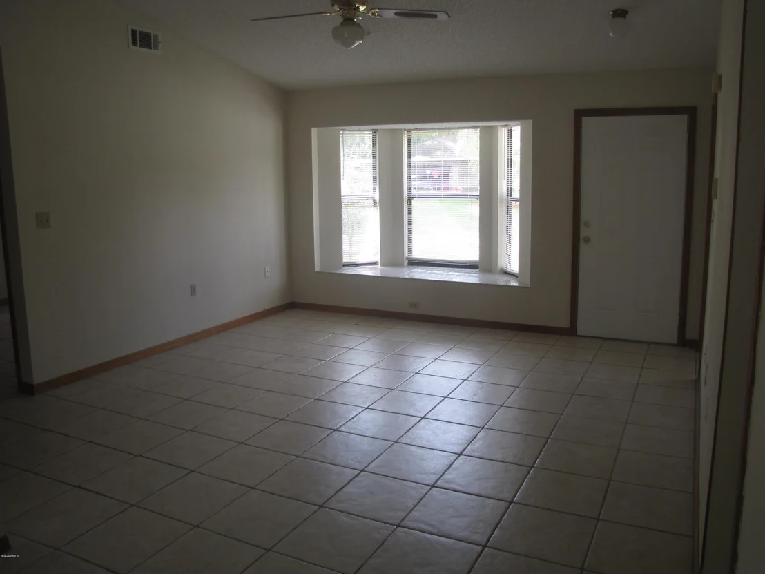 Photo of 5332 JAMAICA Road