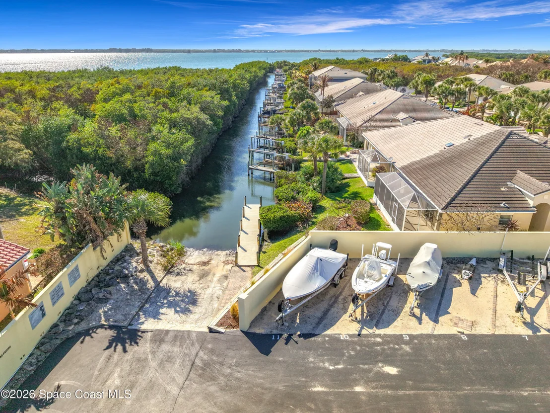 Photo of 383 Pentland Drive