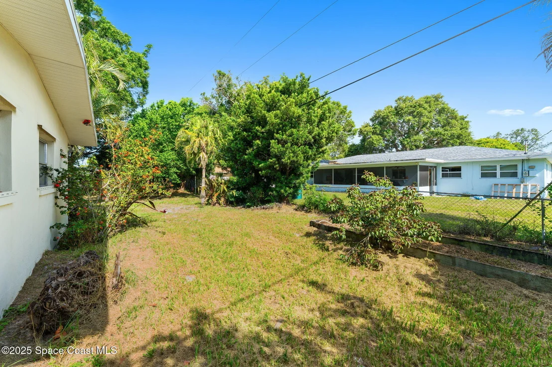 Photo of 215 Southgate Boulevard