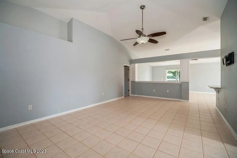 Photo of 279 Mcclain Drive