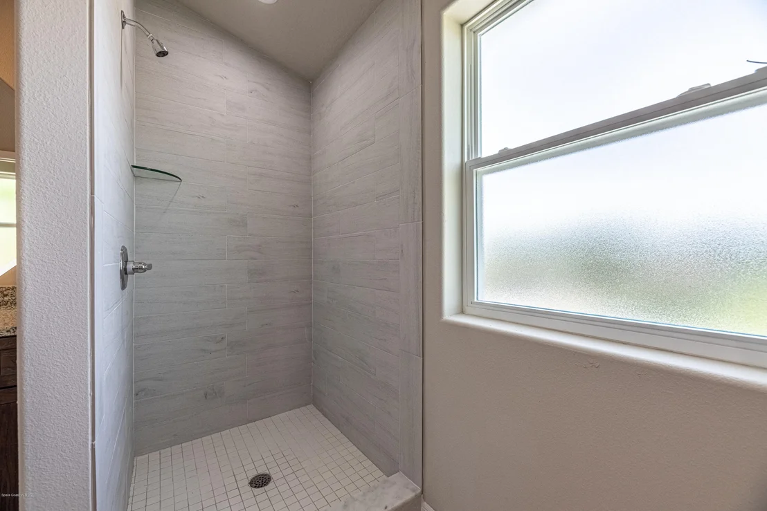 Photo of 354 Dryden Circle