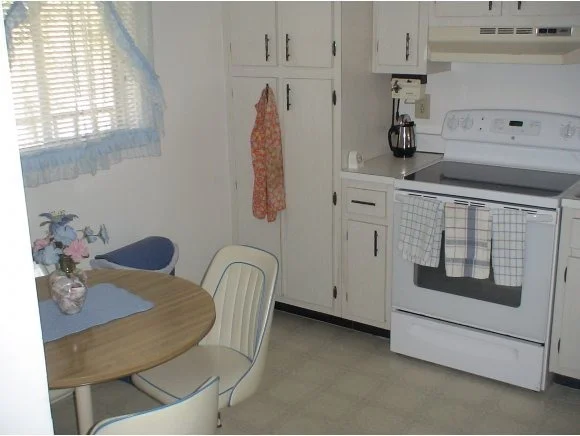 Photo of Unit 209 at 3025 Thrush