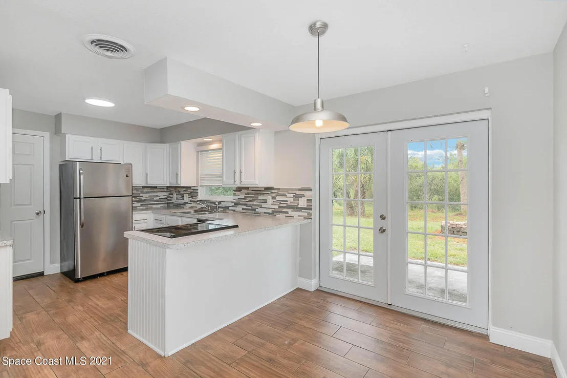 Photo of 2947 Shepard Drive