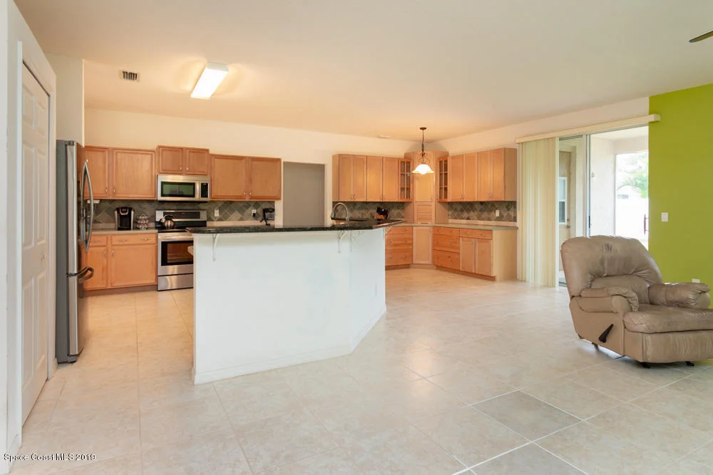 Photo of 1450 Whitman Drive