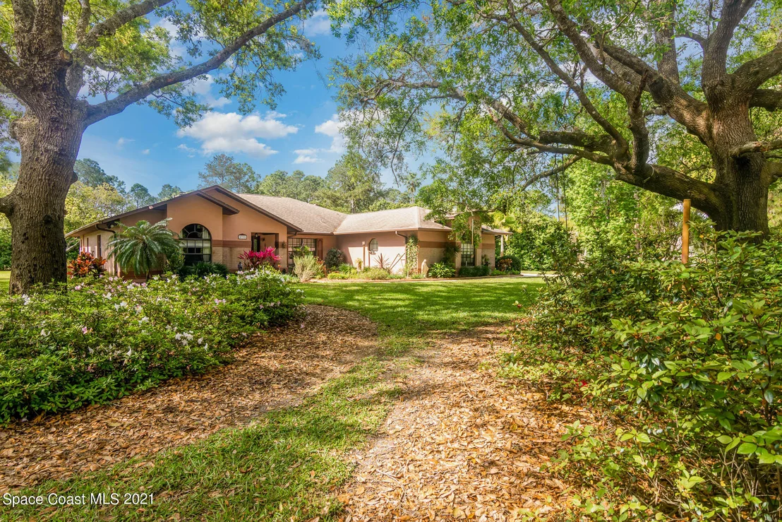 Photo of 5395 Amy Way