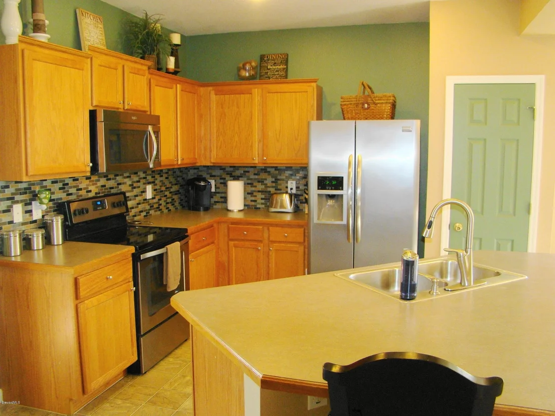 Photo of 821 Benton Drive