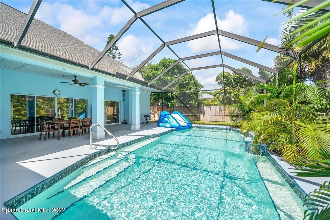 Photo of 233 Peregrine Drive