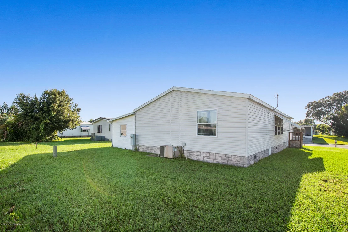 Photo of 547 Marnie Circle