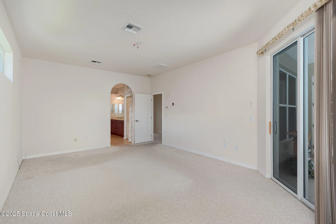 Photo of 2423 Woodfield Circle