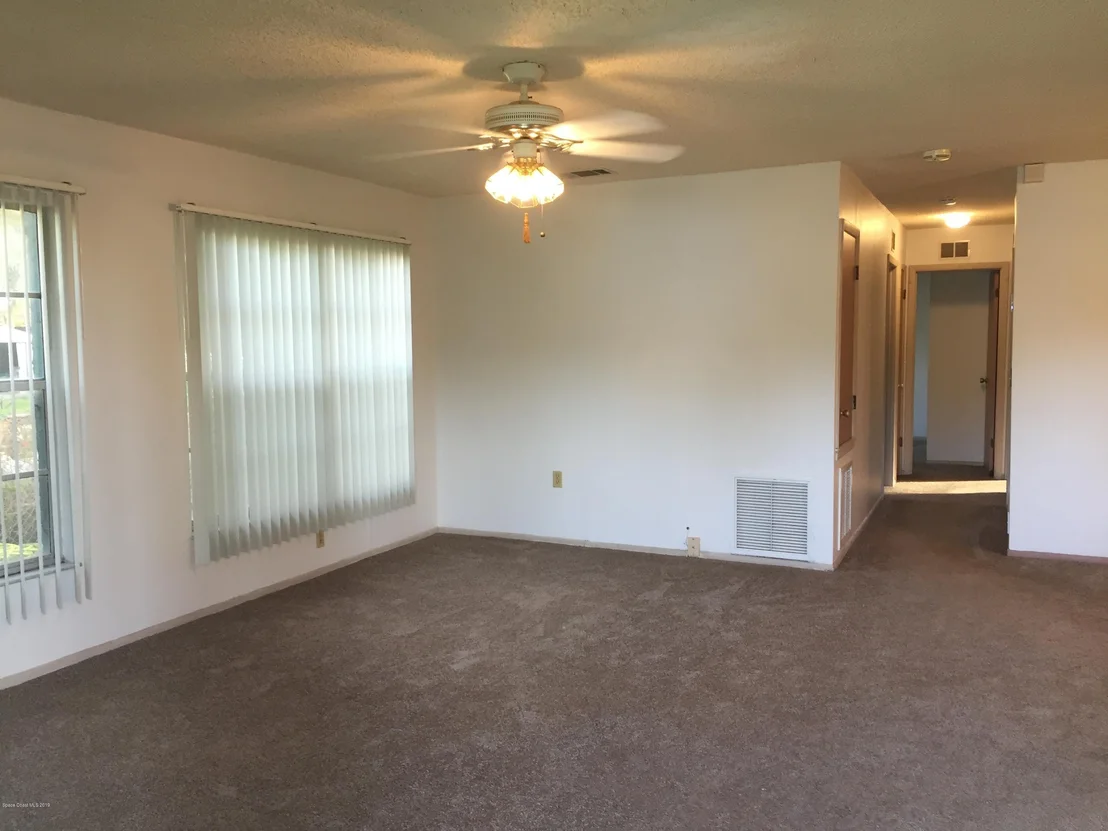 Photo of 2917 Kensington Road