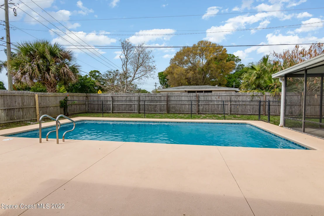Photo of 2920 Emory Street
