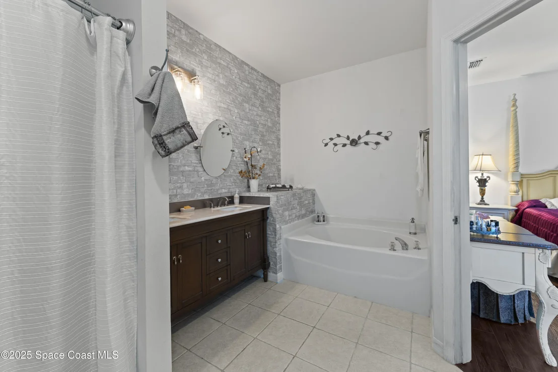 Photo of 813 Del Mar Circle