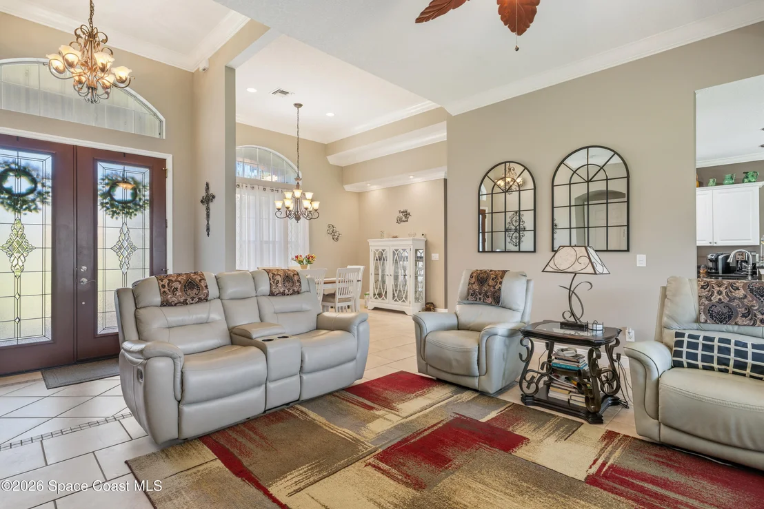 Photo of 5828 Pine Ridge Circle