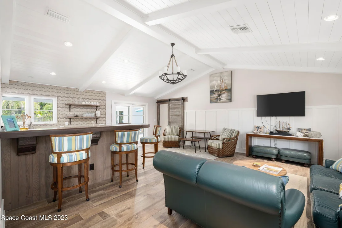 Photo of 755 Cypress Road