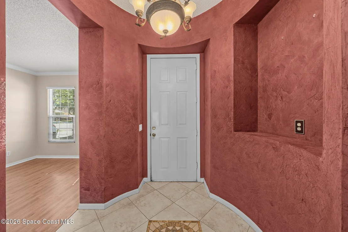 Photo of 851 Benton Drive