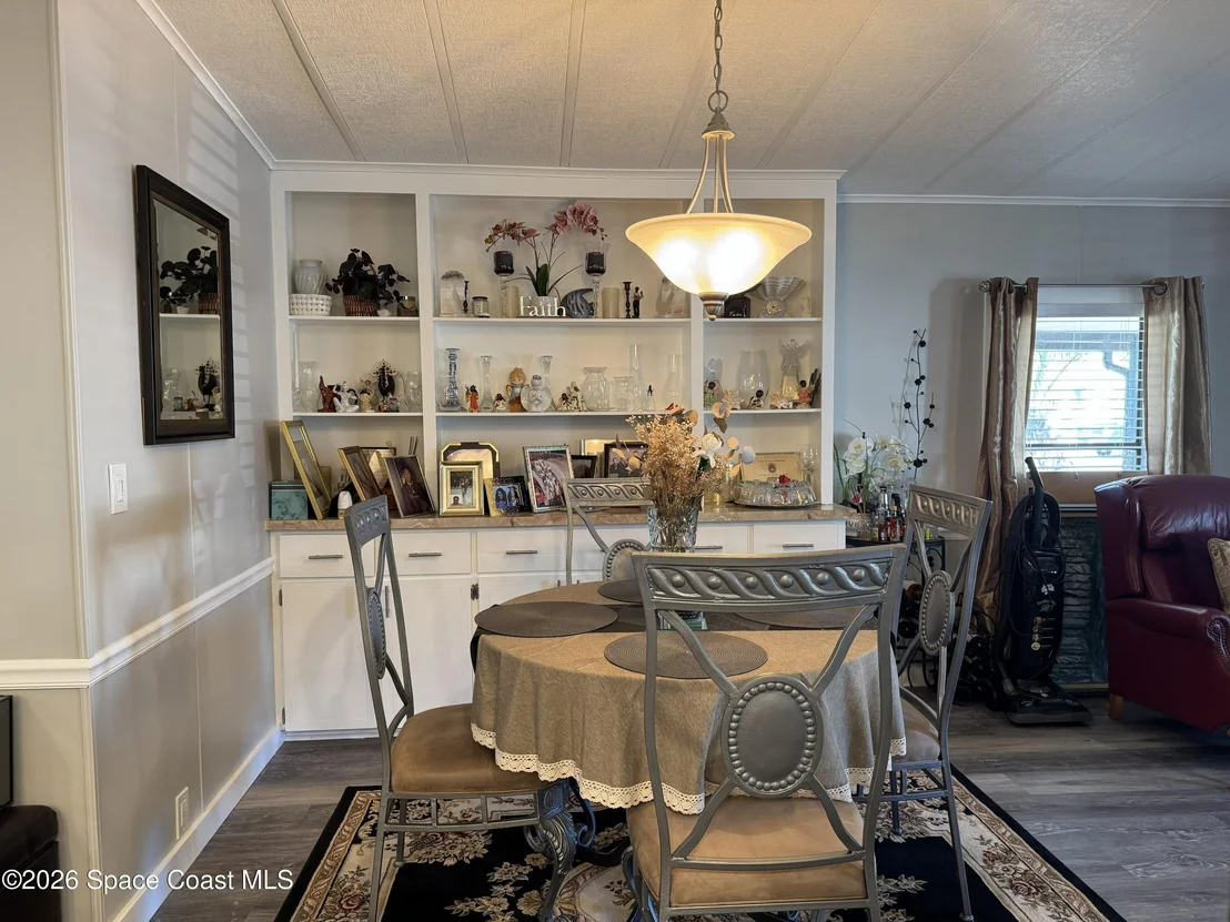 Photo of 915 Hemlock Street