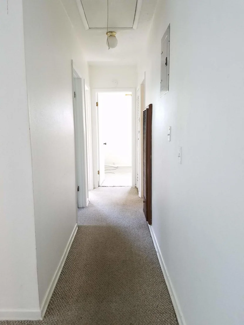 Photo of 307 W University Boulevard W