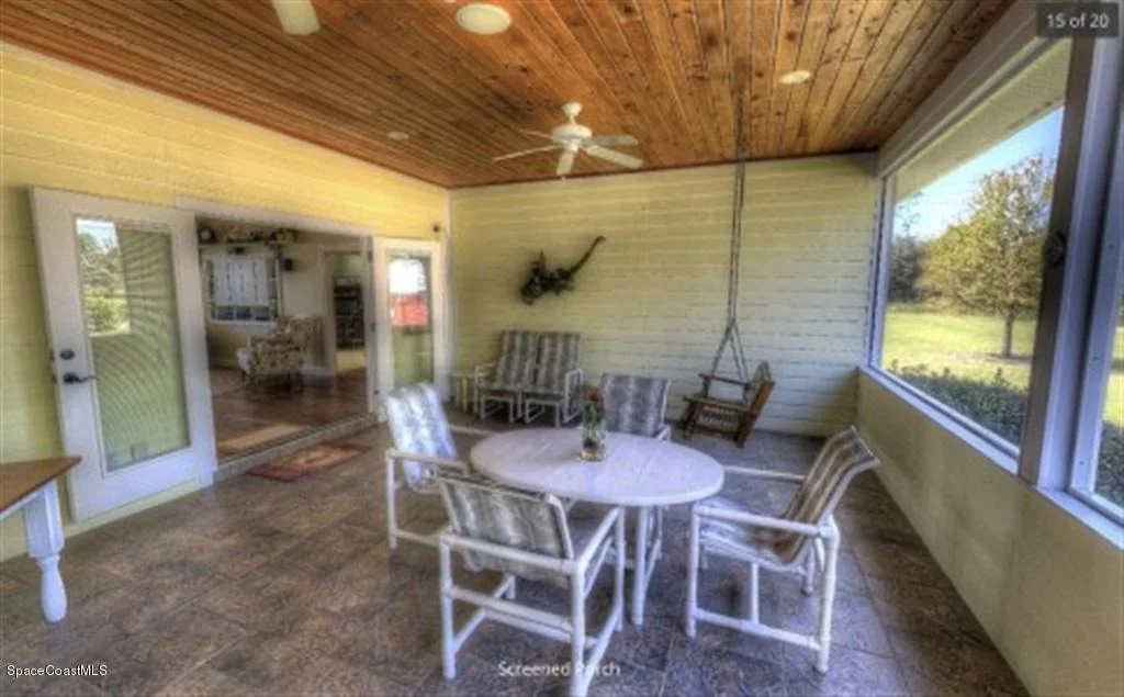 Photo of 2694 Folsom Road