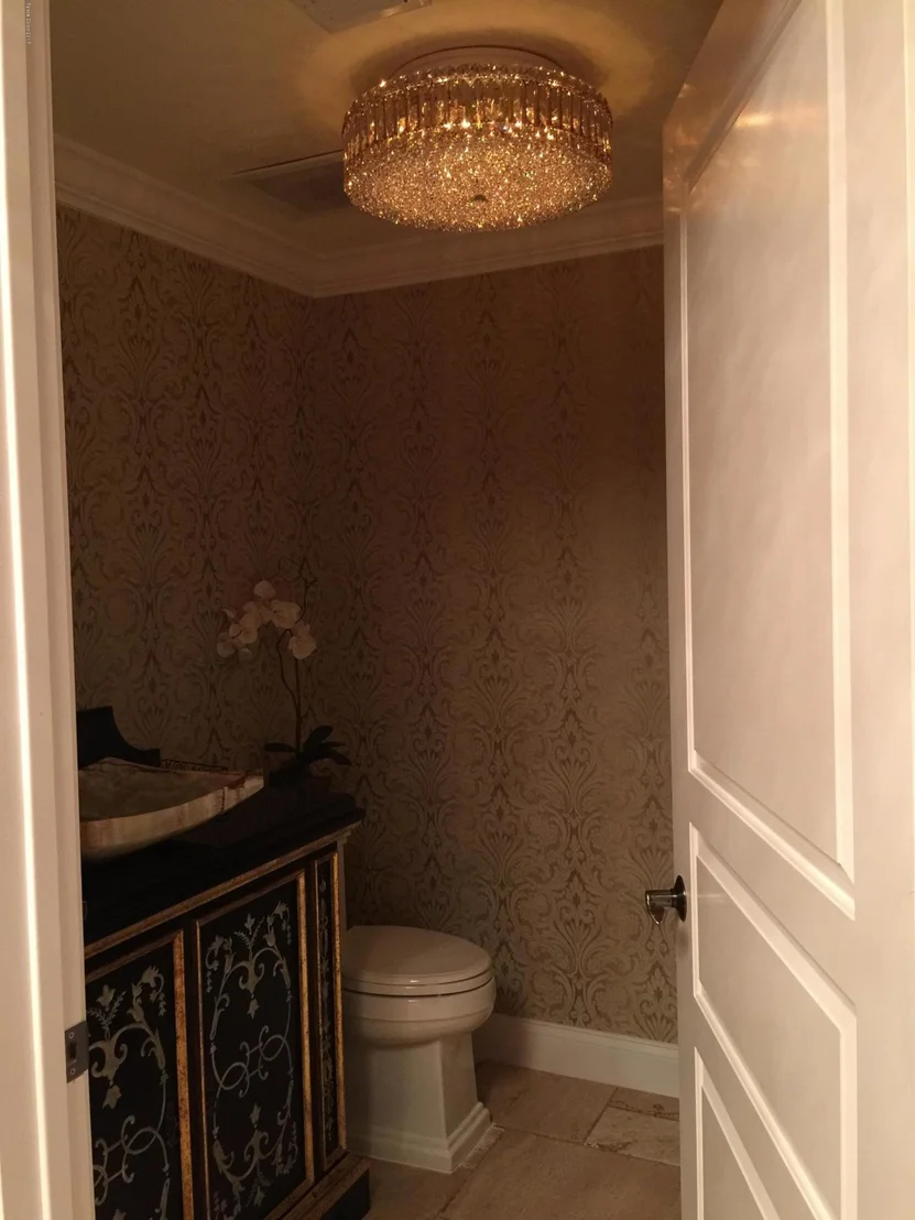 Photo of Unit 601 at 21 Riverside Drive
