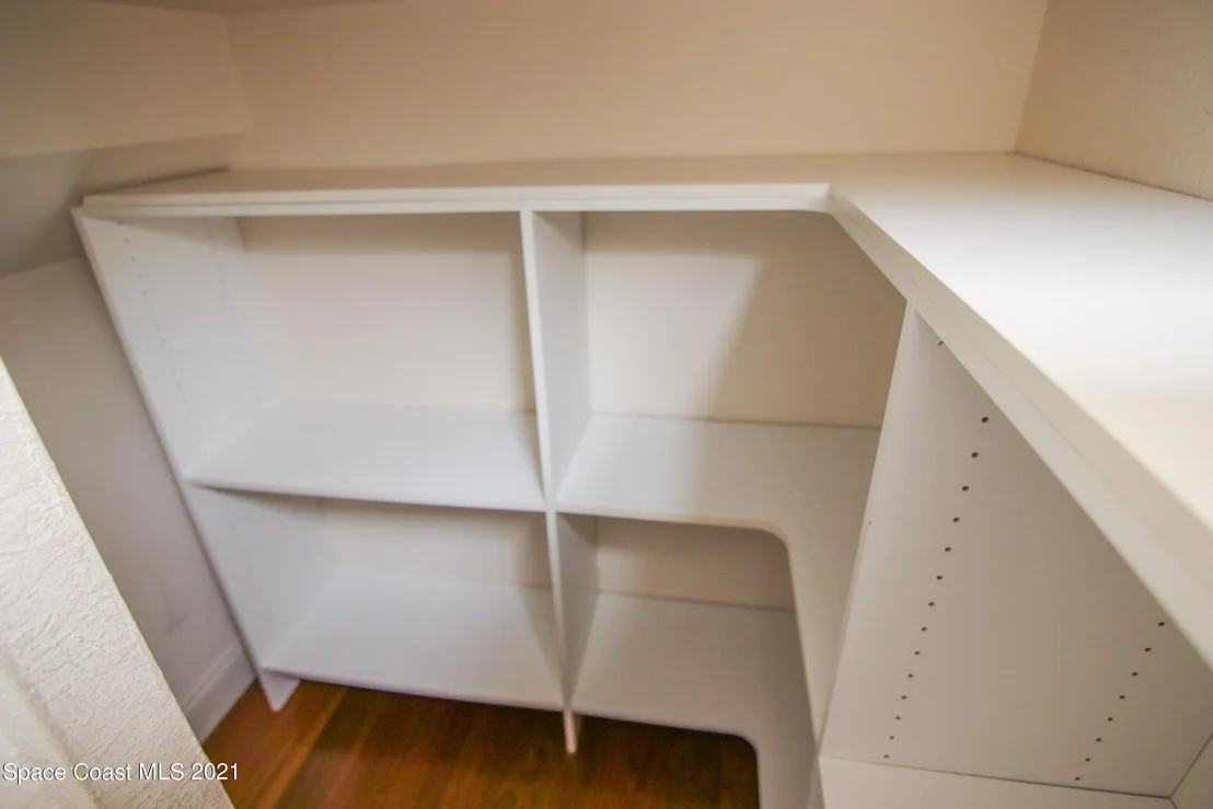 Photo of 228 Mclean Point