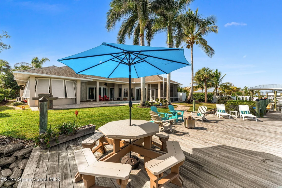 Photo of 1675 Bay Shore Drive