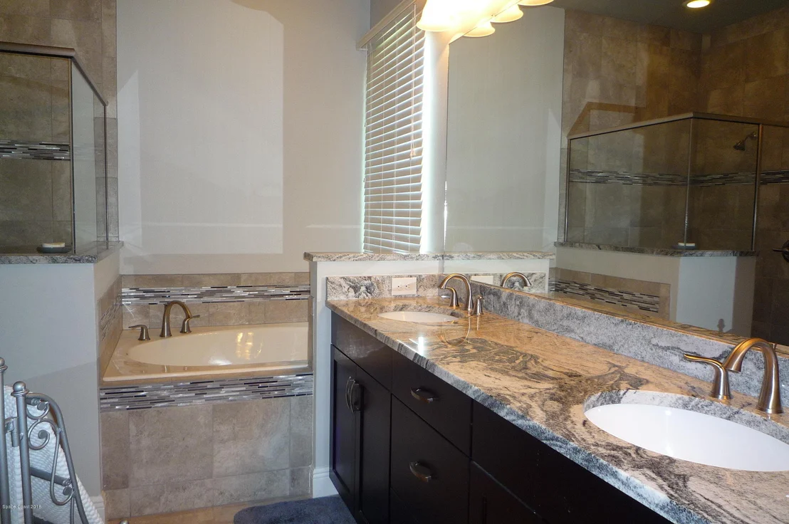 Photo of 7993 Creshire Court