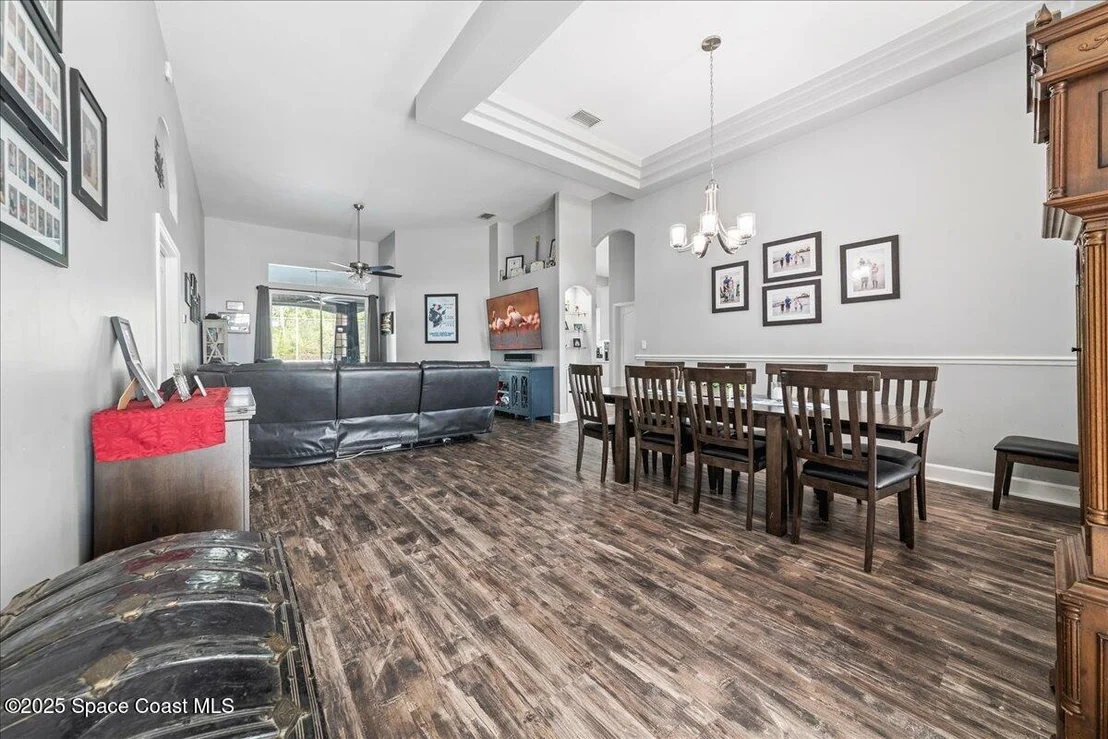 Photo of 370 Baytree Drive