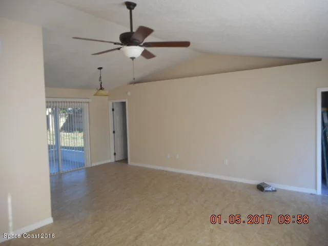 Photo of 5390 Holden Road