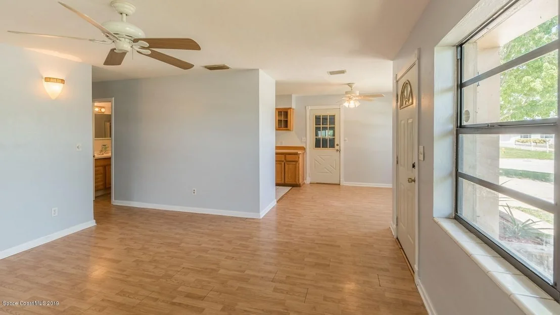 Photo of 2470 Coventry Road