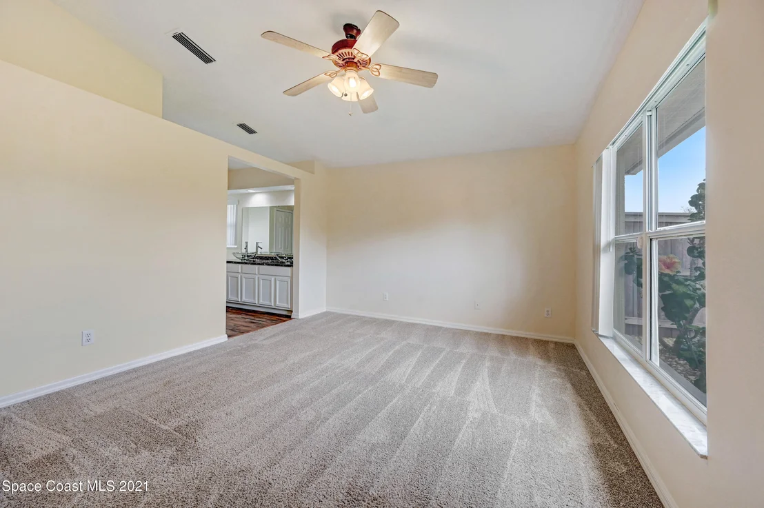 Photo of 5069 Alamanda Drive