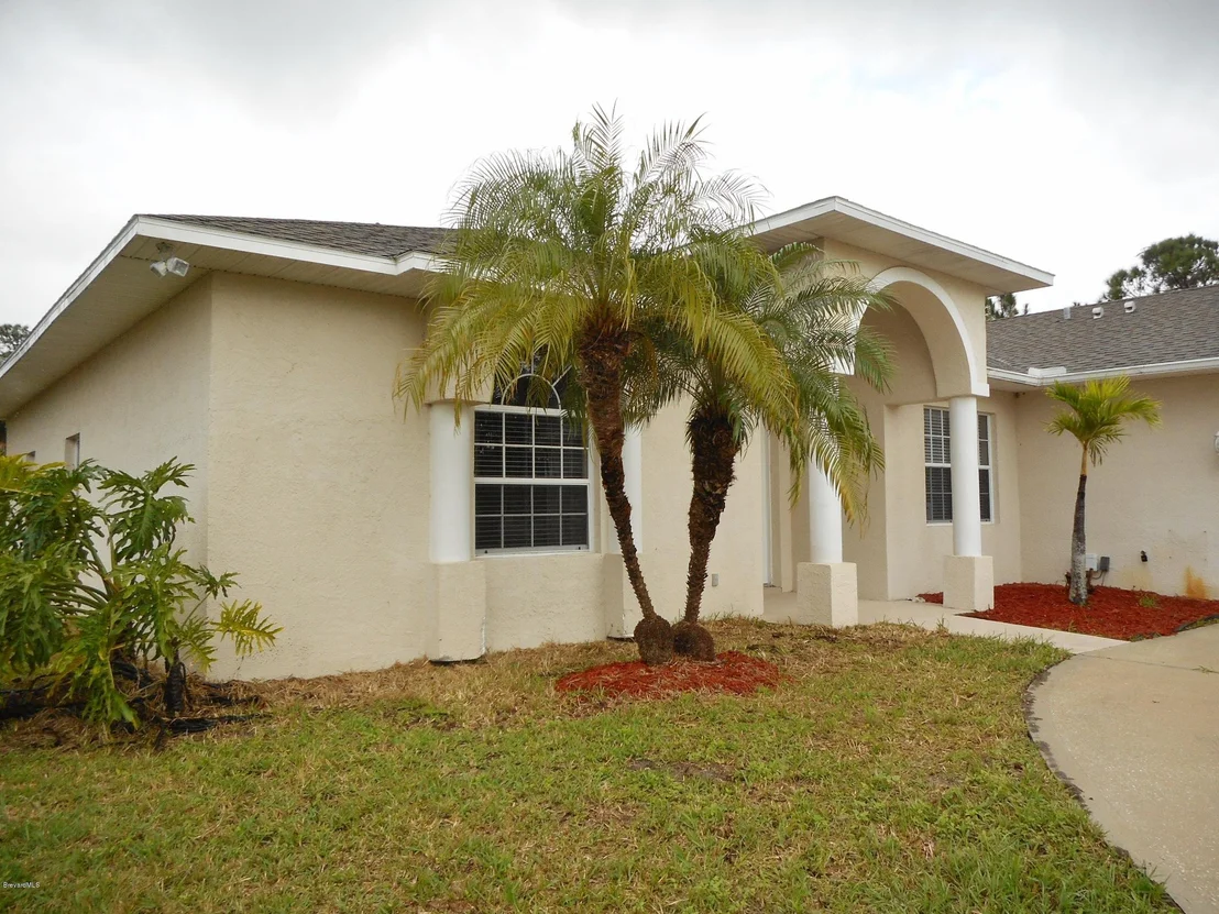 Photo of 4120 Ponderosa Road