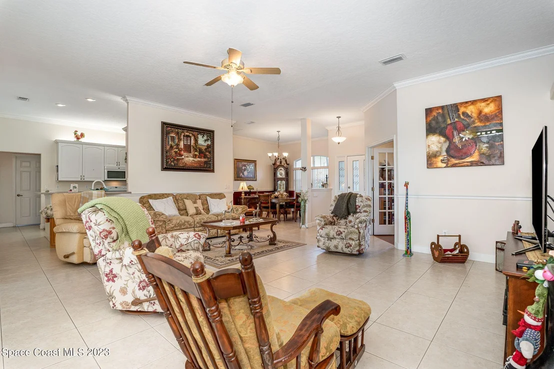 Photo of 1940 Windbrook Drive