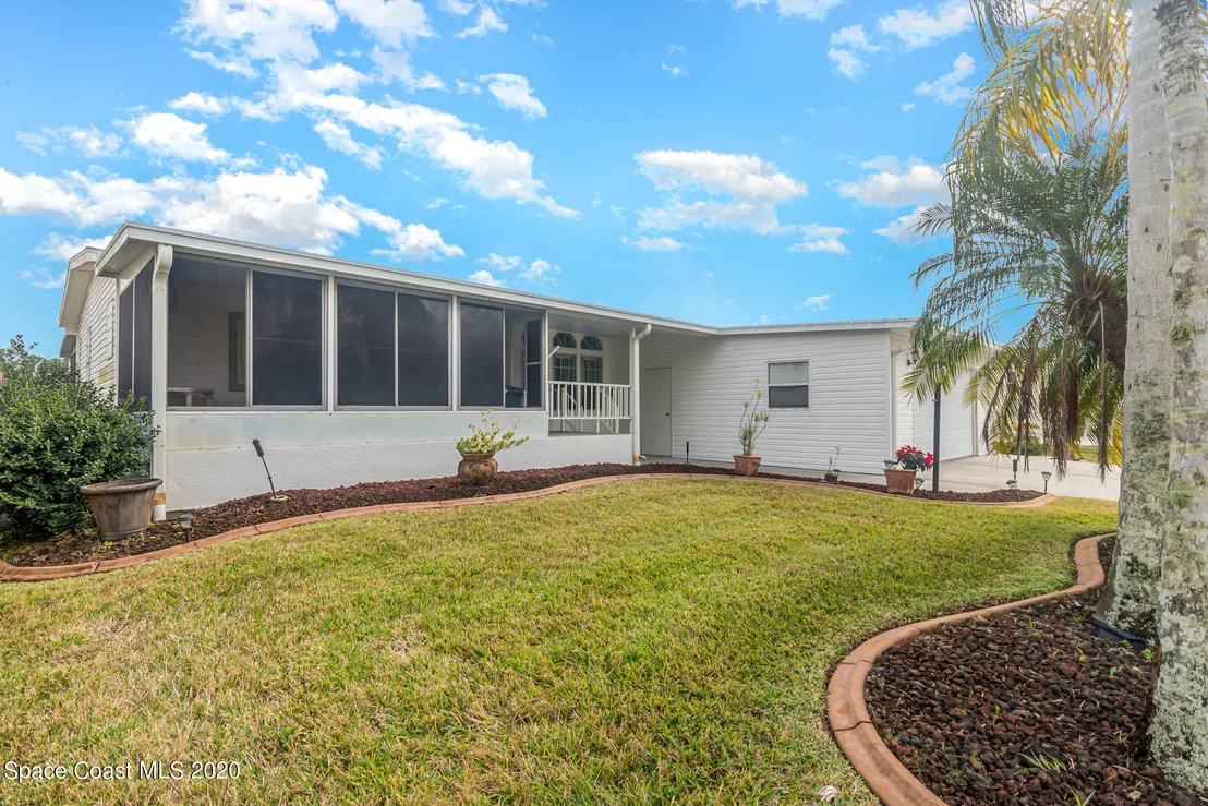 Photo of 775 Outer Drive