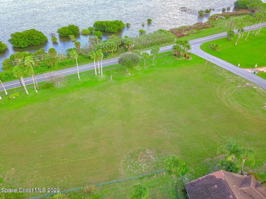 Photo of 295 Utopia Circle