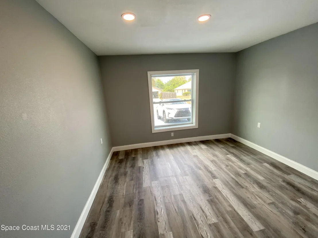Photo of 3355 Kilbee Street