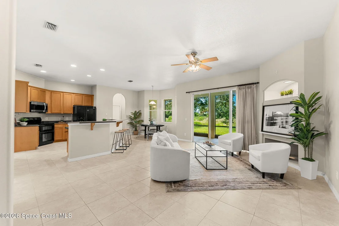 Photo of 1860 Windbrook Drive SE