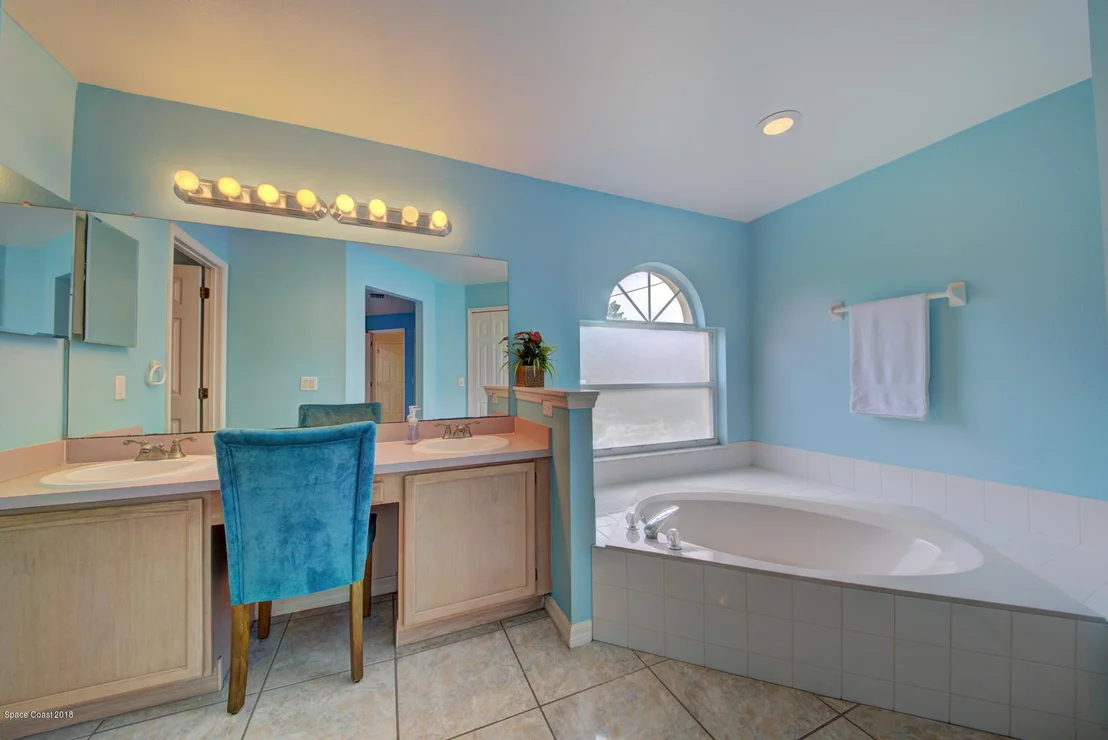 Photo of 1468 Wellington Circle