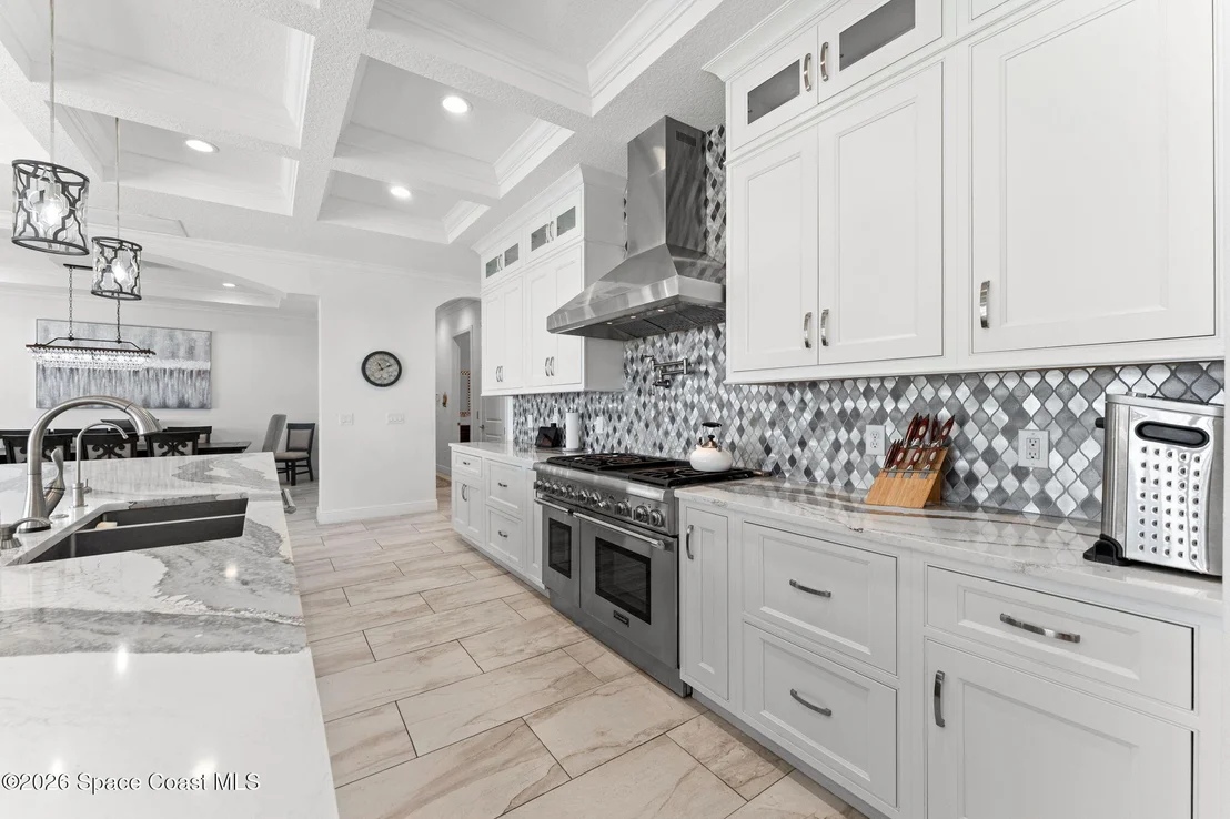 Photo of 3441 N Sylvan Lane