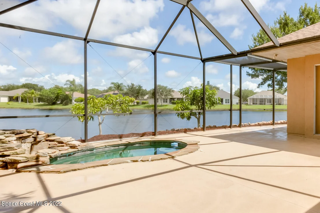 Photo of 4707 Alamanda Drive